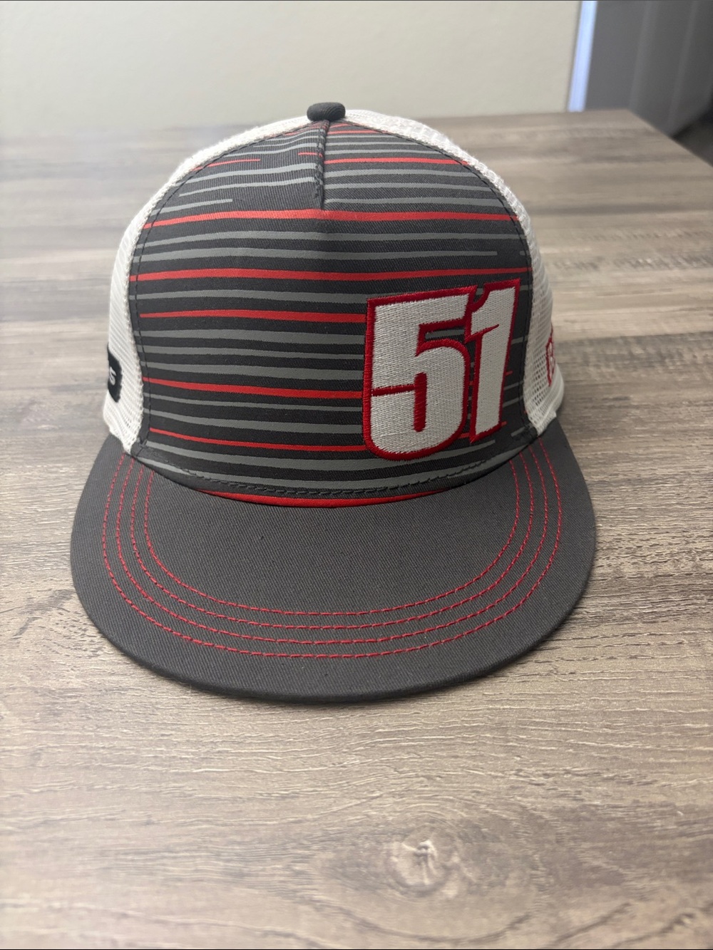 Men's Gray and White Striped Snapback Hat with Red Accents - '51 Patch'